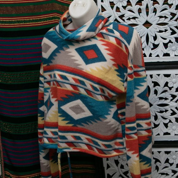 Fleece turtle neck Sweater - Picture 1 of 7